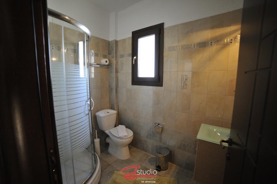 ארניסה Guesthouse 4 Seasons מראה חיצוני תמונה